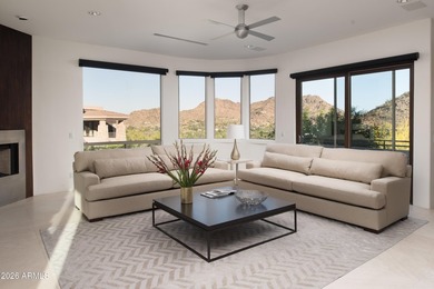 A fabulous hillside contemporary located in Tatum Canyon. This 5