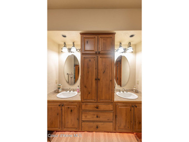 Welcome to your dream home at Priest Lake Golf Course! Perfect - photo 18