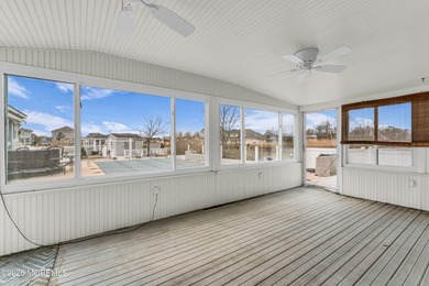 Mother / Daughter Custom home that must bee seen! This home - photo 19