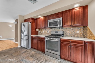 Mother / Daughter Custom home that must bee seen! This home - photo 26