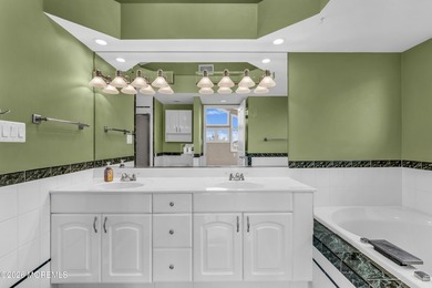 Mother / Daughter Custom home that must bee seen! This home - photo 48