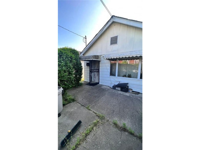 Super Convenient Detached One Dwelling In Prime Sheepshead Bay - photo 2