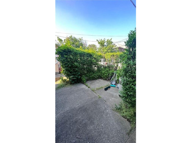 Super Convenient Detached One Dwelling In Prime Sheepshead Bay - photo 3