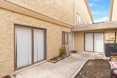 Charming 3BR/2BA townhome located in the desirable Oakwood - photo 4
