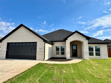 Lake Home For Sale in Mabank, Texas