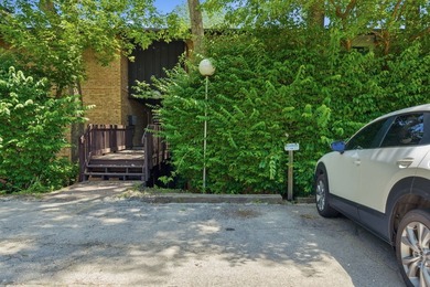 Units can be rented. BEST VALUE IN THE NEIGHBORHOOD. INCREDIBLE - photo 16