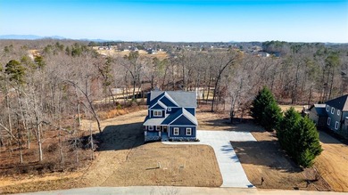 Welcome Home! This brand-new 4-bedroom, 3.5-bath home, expertly - photo 36