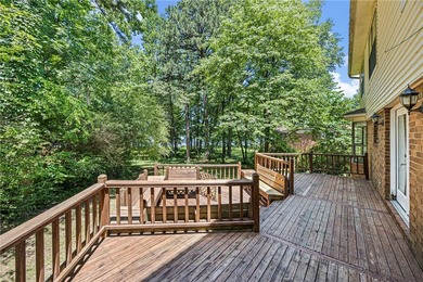 Experience lakeside living at its best on the Russellville side - photo 42