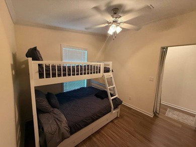 This beautiful 2-bedroom, 2-bathroom home with flex room is - photo 7