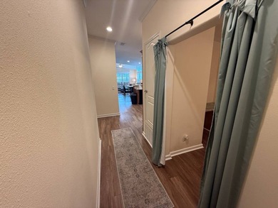 This beautiful 2-bedroom, 2-bathroom home with flex room is - photo 9