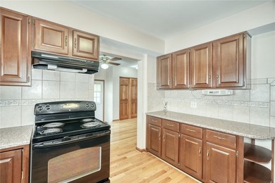 Welcome to 136 Hoover Road! This 1935 Colonial offers 4 spacious - photo 12