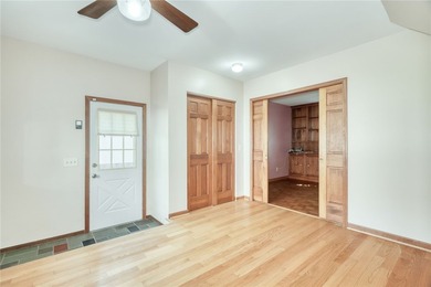 Welcome to 136 Hoover Road! This 1935 Colonial offers 4 spacious - photo 23