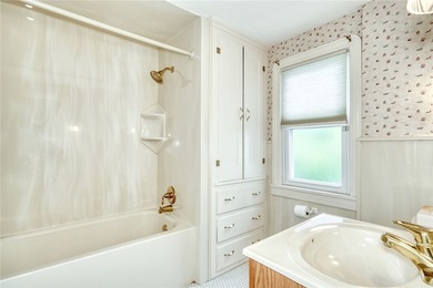 Welcome to 136 Hoover Road! This 1935 Colonial offers 4 spacious - photo 40
