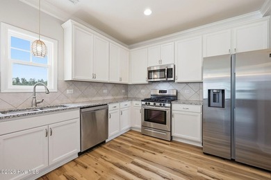 PRICE REDUCED! Beautiful newer construction home in the - photo 9