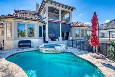 Wow! What a beautiful home tucked away on spectacular Applehead - photo 4