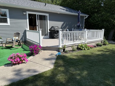 Beautifully maintained and full of charm, this 2-bedroom, 2-bath - photo 23