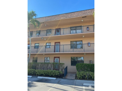 Comfort meets total convenience in this charming 2-bedroom