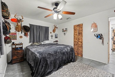Enjoy easy Florida living in this well-maintained 2-bedroom - photo 5