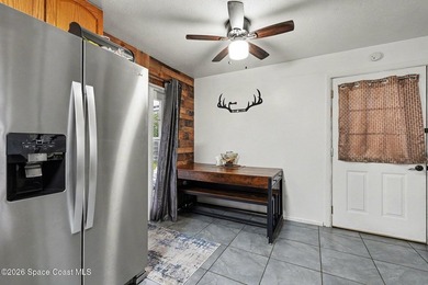 Enjoy easy Florida living in this well-maintained 2-bedroom - photo 9