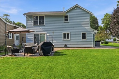 Welcome to 51 Winfield Lane! The first thing you'll notice is - photo 32