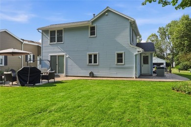 Welcome to 51 Winfield Lane! The first thing you'll notice is - photo 33