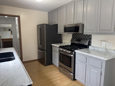 Beautifully maintained and full of charm, this 2-bedroom, 2-bath - photo 34
