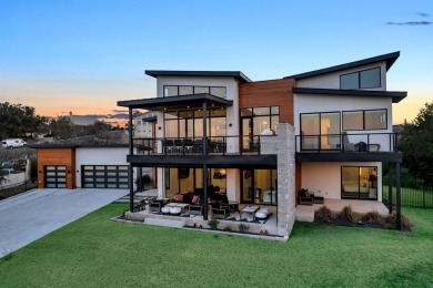 Lake Home For Sale in Horseshoe Bay, Texas