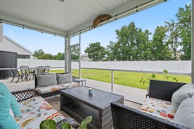 RARE -MAIN LEVEL PRIMARY SUITE ! Boasting over 3200 sq ft of - photo 12