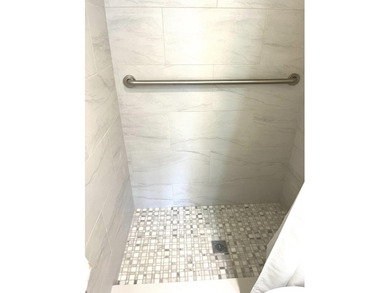 This lovely first floor 2 bedroom, 2 full bath condo is light - photo 14