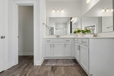 RARE -MAIN LEVEL PRIMARY SUITE ! Boasting over 3200 sq ft of - photo 16
