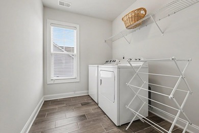 RARE -MAIN LEVEL PRIMARY SUITE ! Boasting over 3200 sq ft of - photo 27