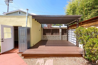 Meander through the charming streets of University Heights to - photo 29