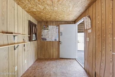 This beautiful 1920 era home has been brought back to life in a - photo 42