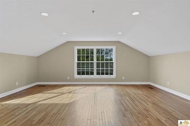 Welcome to this stunning all-brick estate that exudes timeless - photo 24