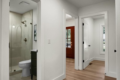 Welcome to timeless elegance in the heart of Snee Farm, one of - photo 33