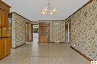 Welcome to this stunning all-brick estate that exudes timeless - photo 35
