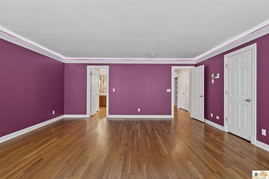 Welcome to this stunning all-brick estate that exudes timeless - photo 40