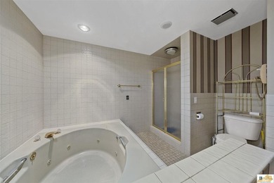Welcome to this stunning all-brick estate that exudes timeless - photo 44
