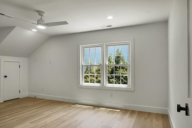 Welcome to timeless elegance in the heart of Snee Farm, one of - photo 48