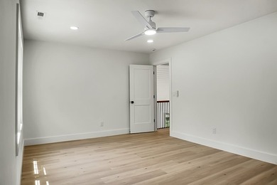 Welcome to timeless elegance in the heart of Snee Farm, one of - photo 49