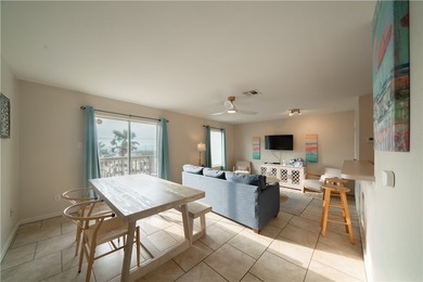 Welcome to this charming 1 bedroom, 1 bath condominium located - photo 2