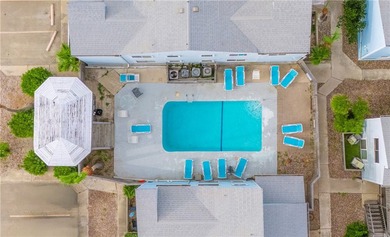 Welcome to this charming 1 bedroom, 1 bath condominium located - photo 3