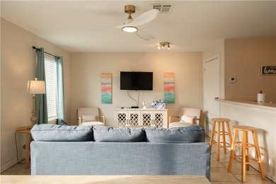 Welcome to this charming 1 bedroom, 1 bath condominium located - photo 7