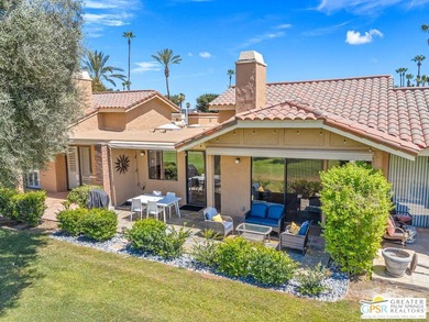 Welcome to your desert retreat in the highly sought-after - photo 1