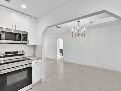 This 3-bedroom, 2-bathroom house is located in a quiet corner of - photo 18