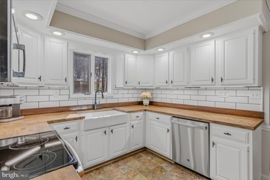 This custom Cape Cod offers approximately 2,600 square feet set - photo 20