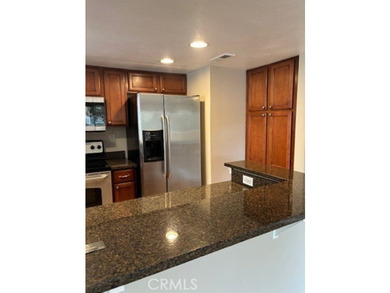 Beautiful Lower Level 1 Bedroom, 1 Full Bathroom Condo, located - photo 2