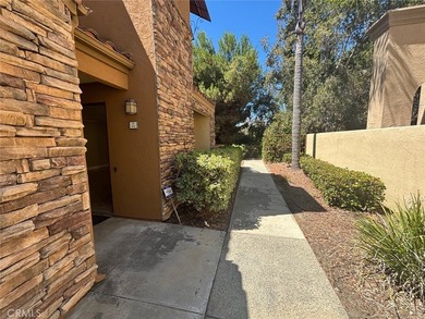Beautiful Lower Level 1 Bedroom, 1 Full Bathroom Condo, located - photo 8