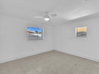This 3-bedroom, 2-bathroom house is located in a quiet corner of - photo 29
