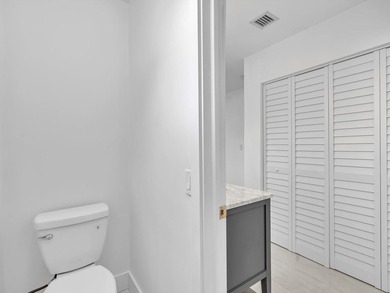 This 3-bedroom, 2-bathroom house is located in a quiet corner of - photo 37
